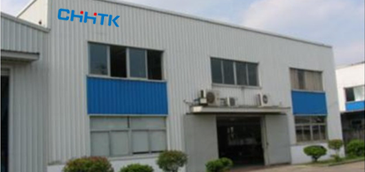 海南配電箱,?？诟叩蛪?海南高低壓,海南配電柜,海口配電柜,?？谂潆娤?>
				<p>
					海南泰開電氣成套設(shè)備工程有限公司創(chuàng)建于2010年，座落于?？诿捞m國際機(jī)場美亞加油站斜對面，緊鄰靈山綠地城，地理位置優(yōu)越，距海口市中心10公里、交通十分便利；企業(yè)擁有辦公場所300平方米、生產(chǎn)車間3000平方米，生產(chǎn)設(shè)備先進(jìn)、檢測手段齊全；擁有工程師、高級工程師5人，工程技術(shù)人員占總?cè)藬?shù)的30%以上；公司是一家專業(yè)生產(chǎn)高低壓低成套電氣設(shè)備及控制設(shè)備的現(xiàn)代化企業(yè)，我公司擁有雄厚的技術(shù)力量，豐富的設(shè)計(jì)制造經(jīng)驗(yàn)..........
				</p>
			</div>
		</div>
	</div>
	<!--產(chǎn)品-->
	<div   id=